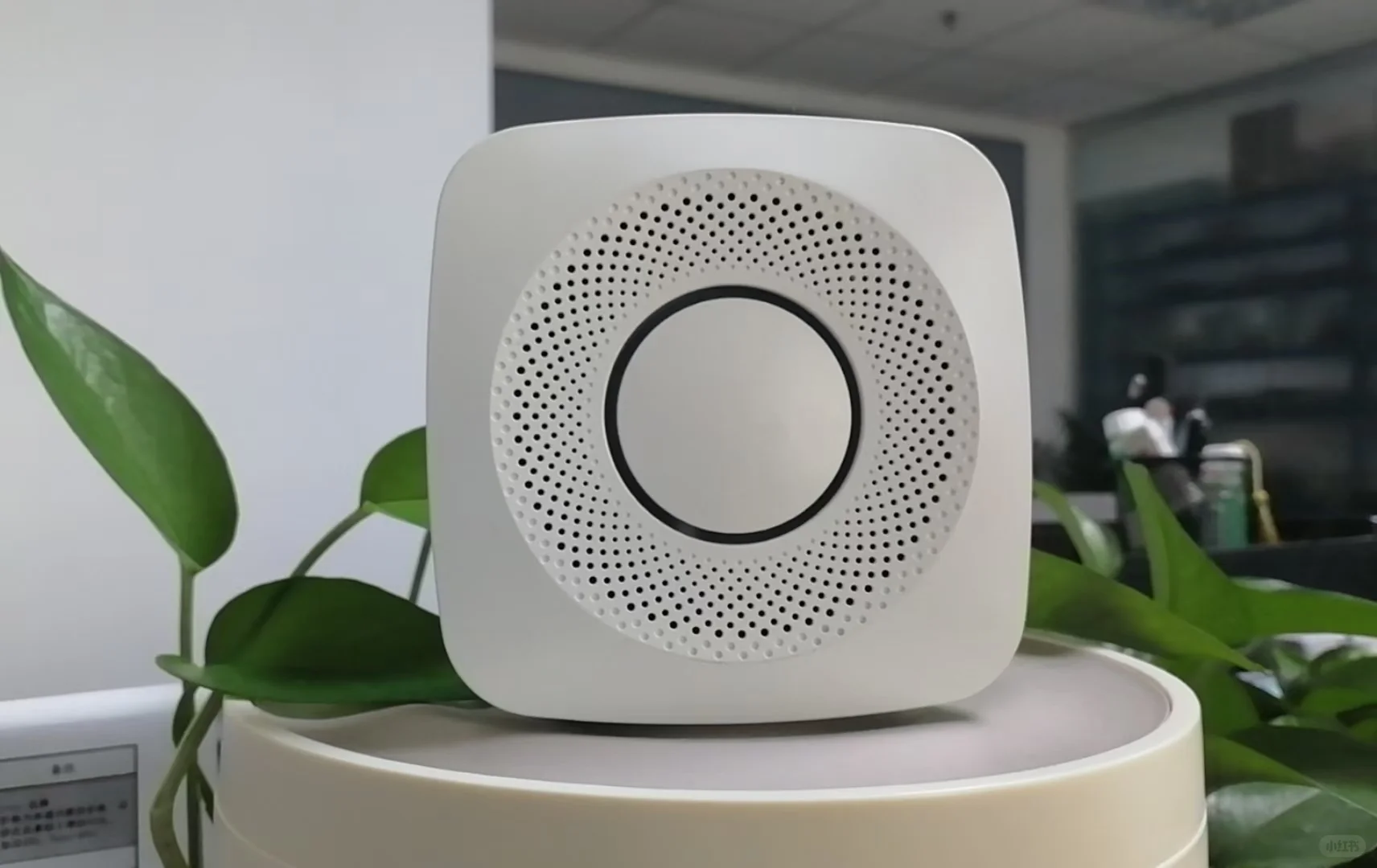 空气质量检测仪: 居家必备的健康小卫士