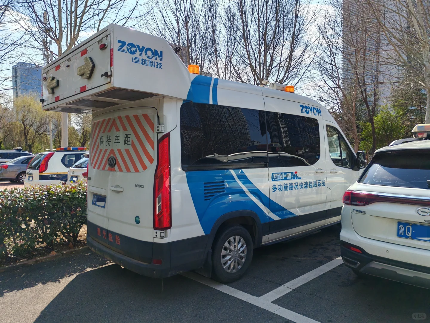 交通运输执法车辆