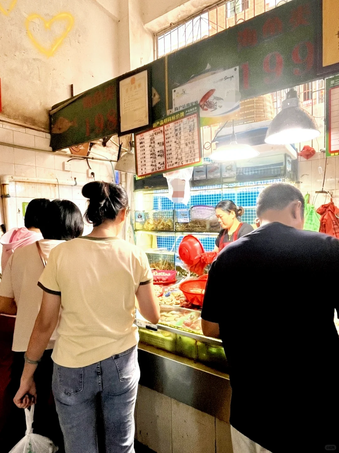 挖到三亚海鲜天花板丨现买现加工，放心冲✌