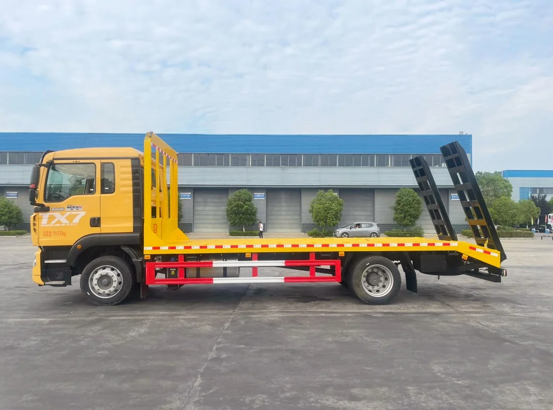 豪沃TX7单桥平板运输车
