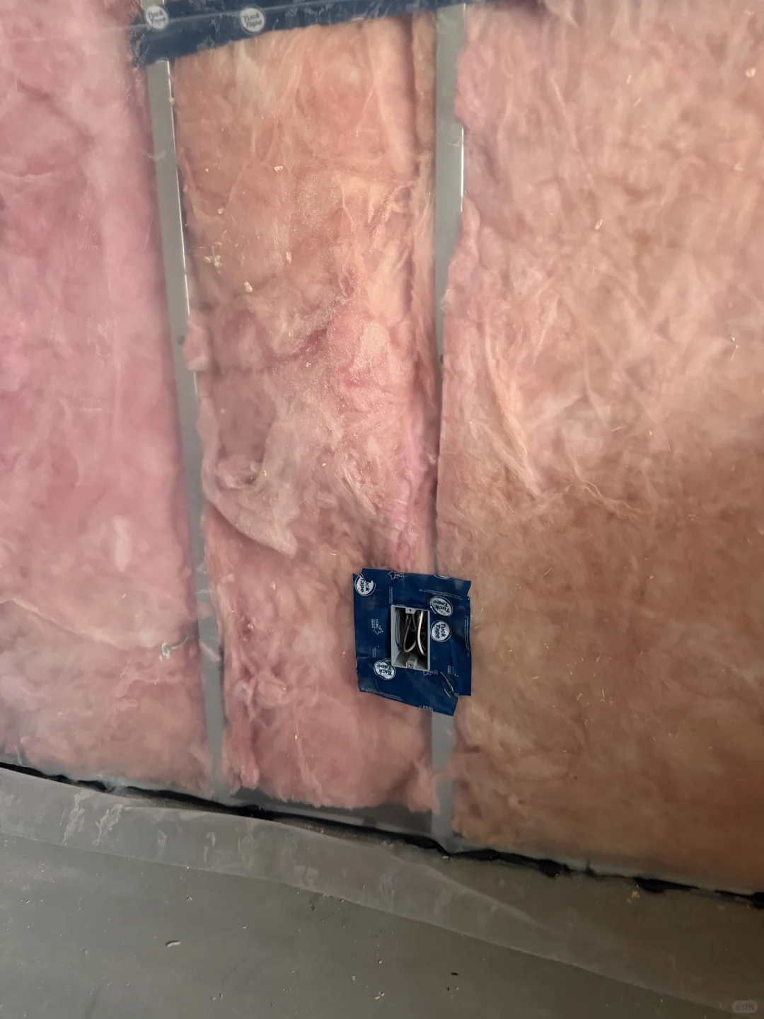 卡尔加里-地下室装修（合法出租二套房）