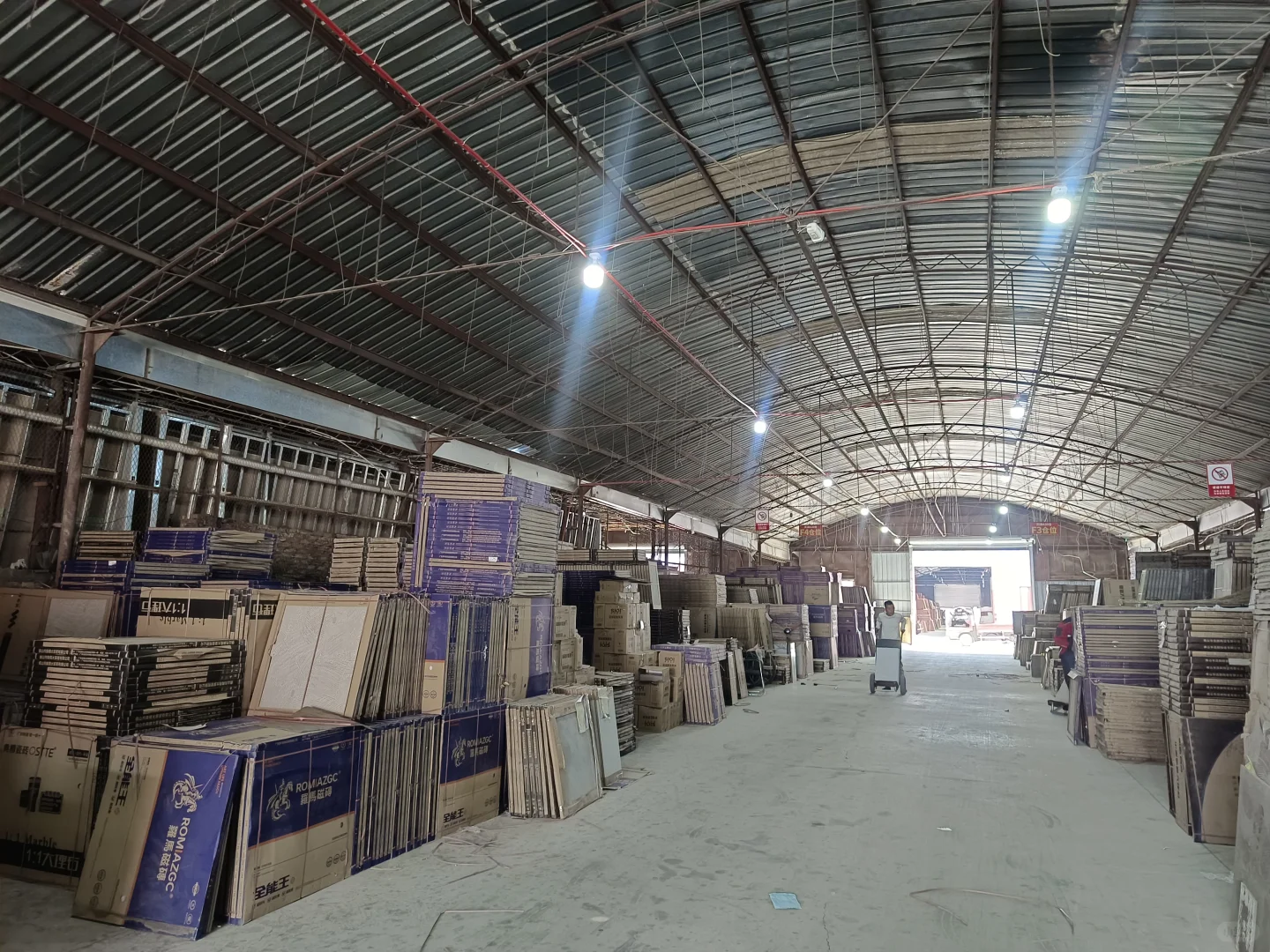 家装建材批发！