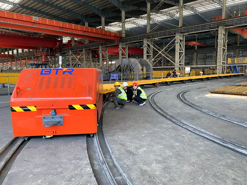 工厂运输！轨道平车+AGV小车搭配太香了