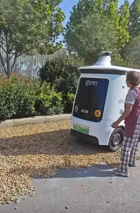 终于遇到对手了！连大妈都无可奈可