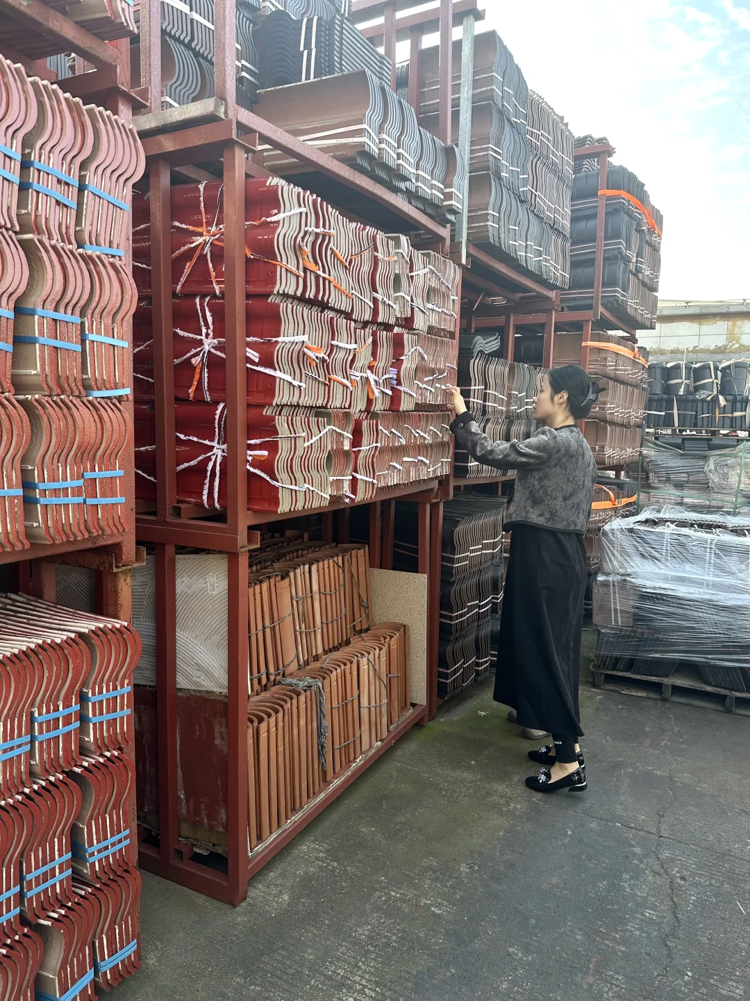 自建房材料不要网购了 在湾田找到了批发城