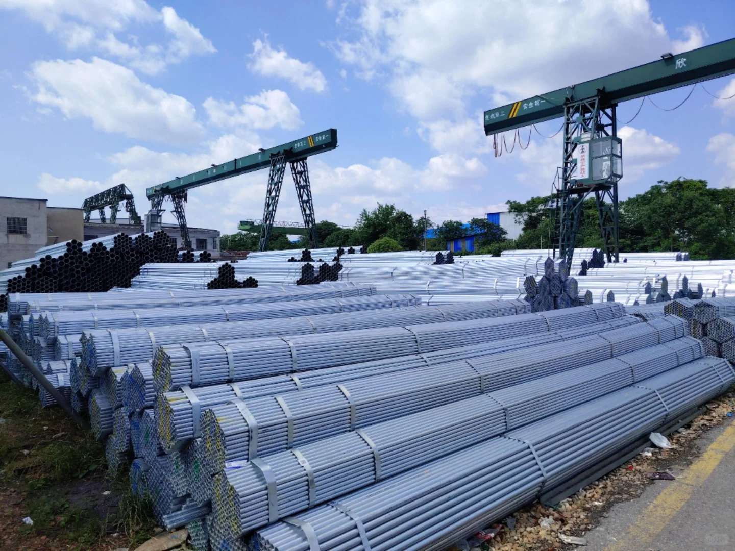 钢价为什么突然暴涨？