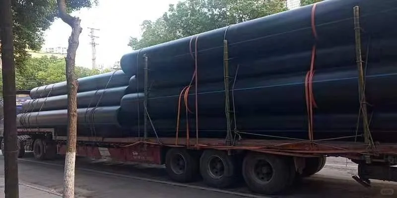 现在越来越多的道路用拖拉管了