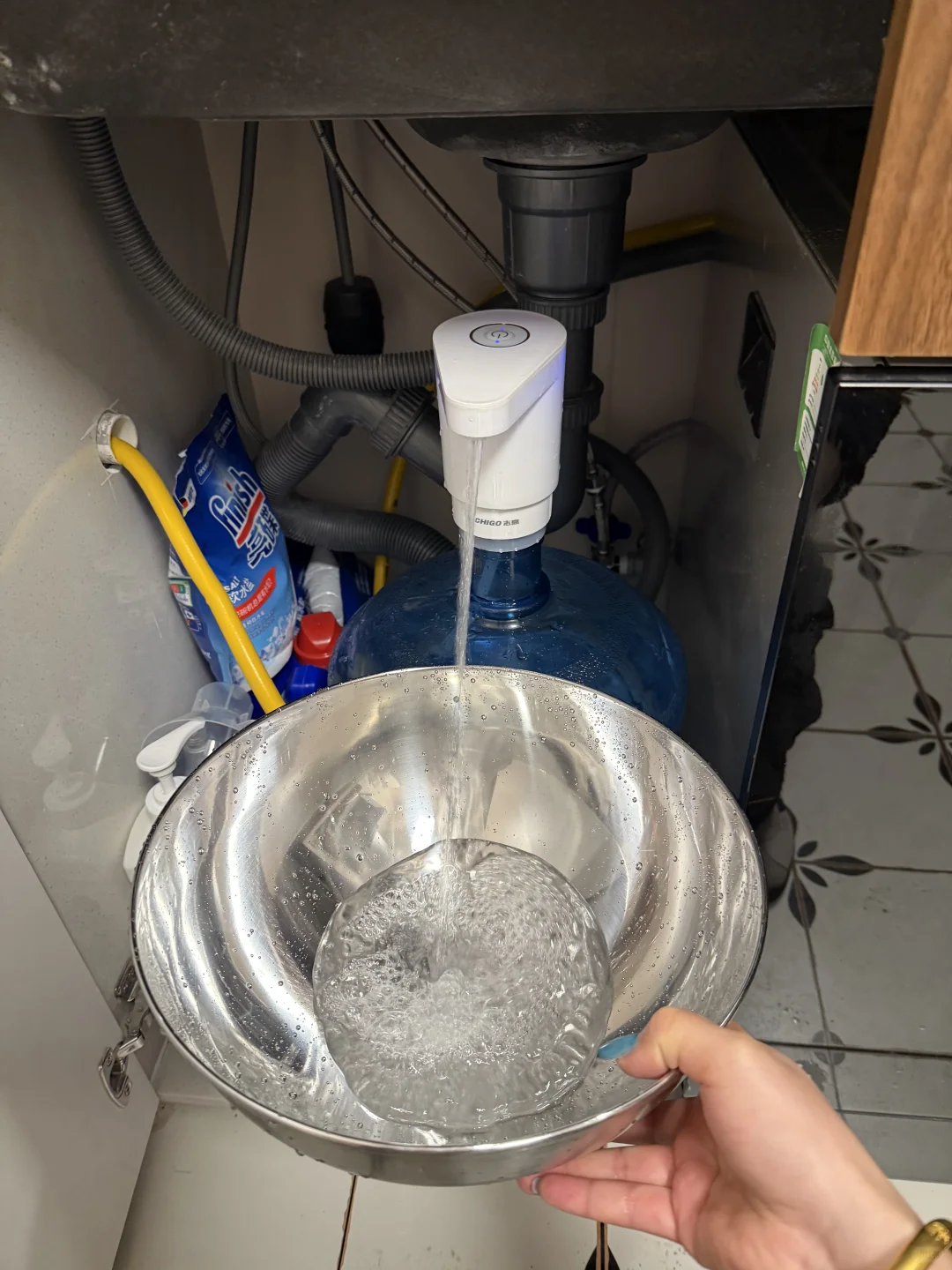 新家的一百个快递——自动取水器