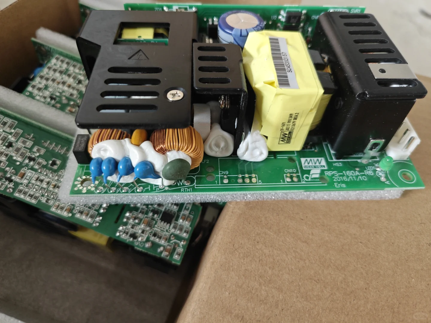 裸板医疗型电源