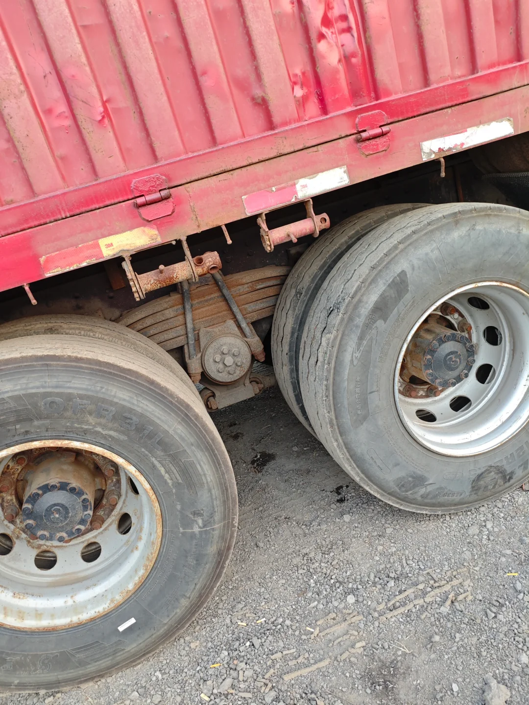 货车党必看?德龙9.6米高栏