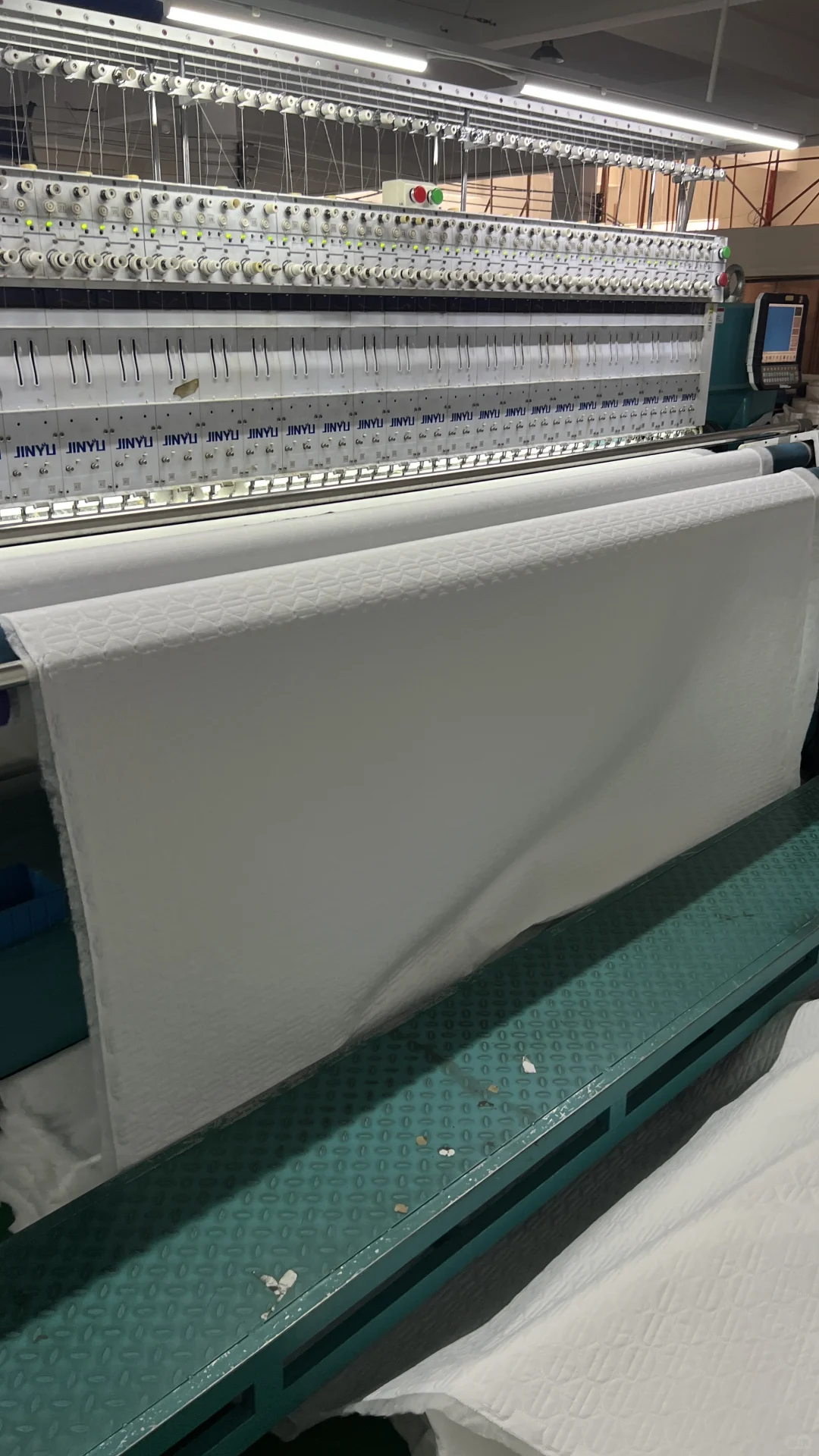 ? 20年绗缝绗绣工厂?