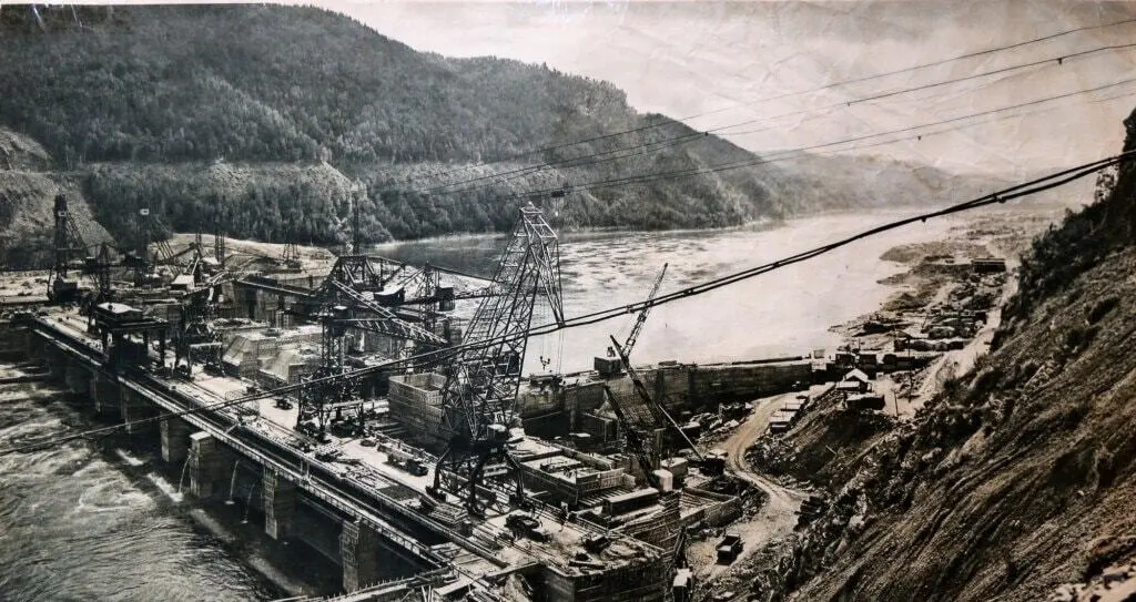 克拉斯诺亚尔斯克水电站