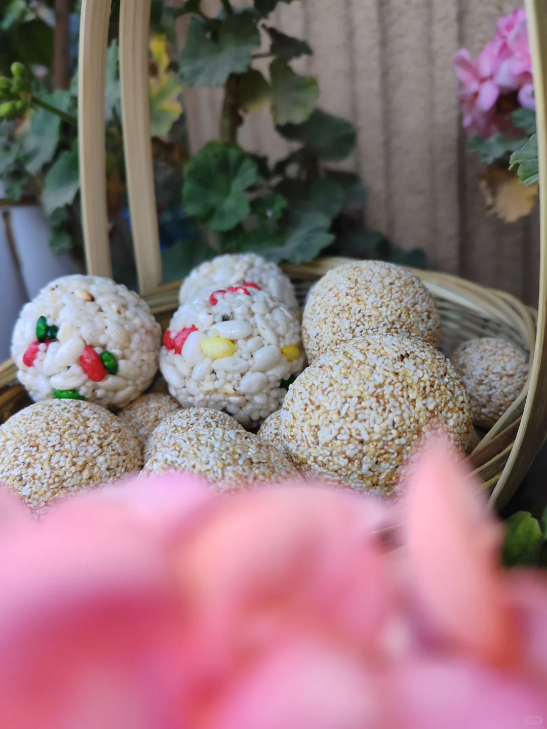 ?小时候的心心念念…小米花团和米花团。