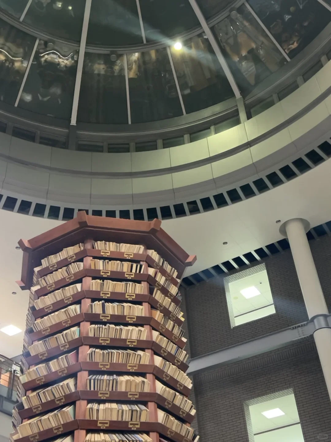 一不小心在北大图书馆呆到了晚上十点钟?