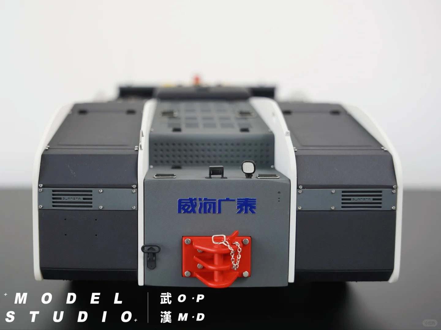 27吨飞机牵引车 | 3D打印硬质1/8展示模型