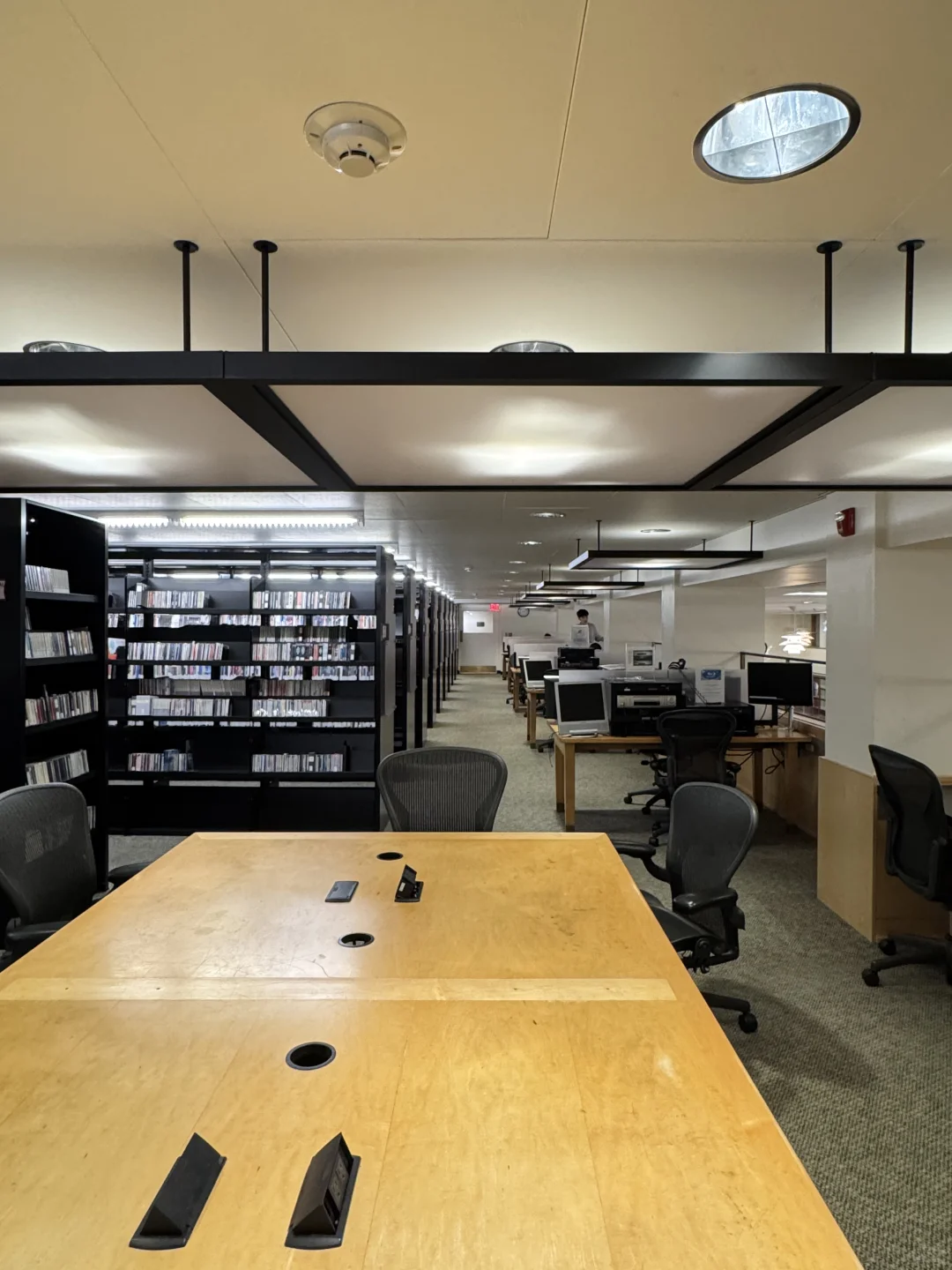 哈佛自习室打卡3: Lamont Library审美爆炸