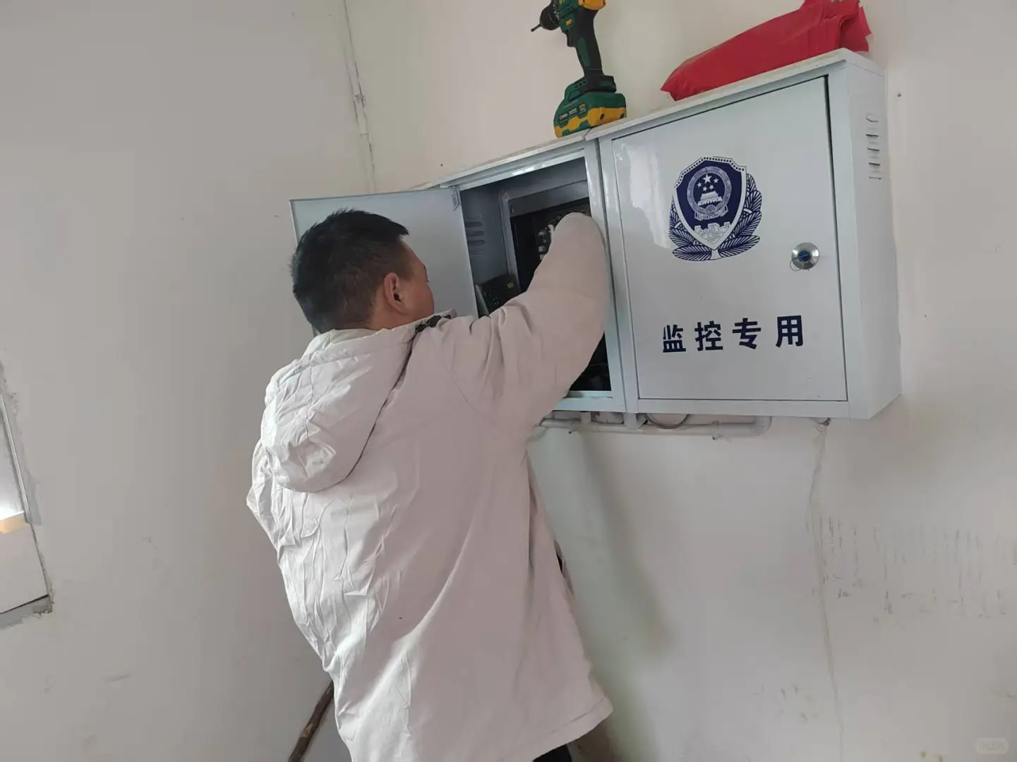 装它=配了“直通110”保镖！