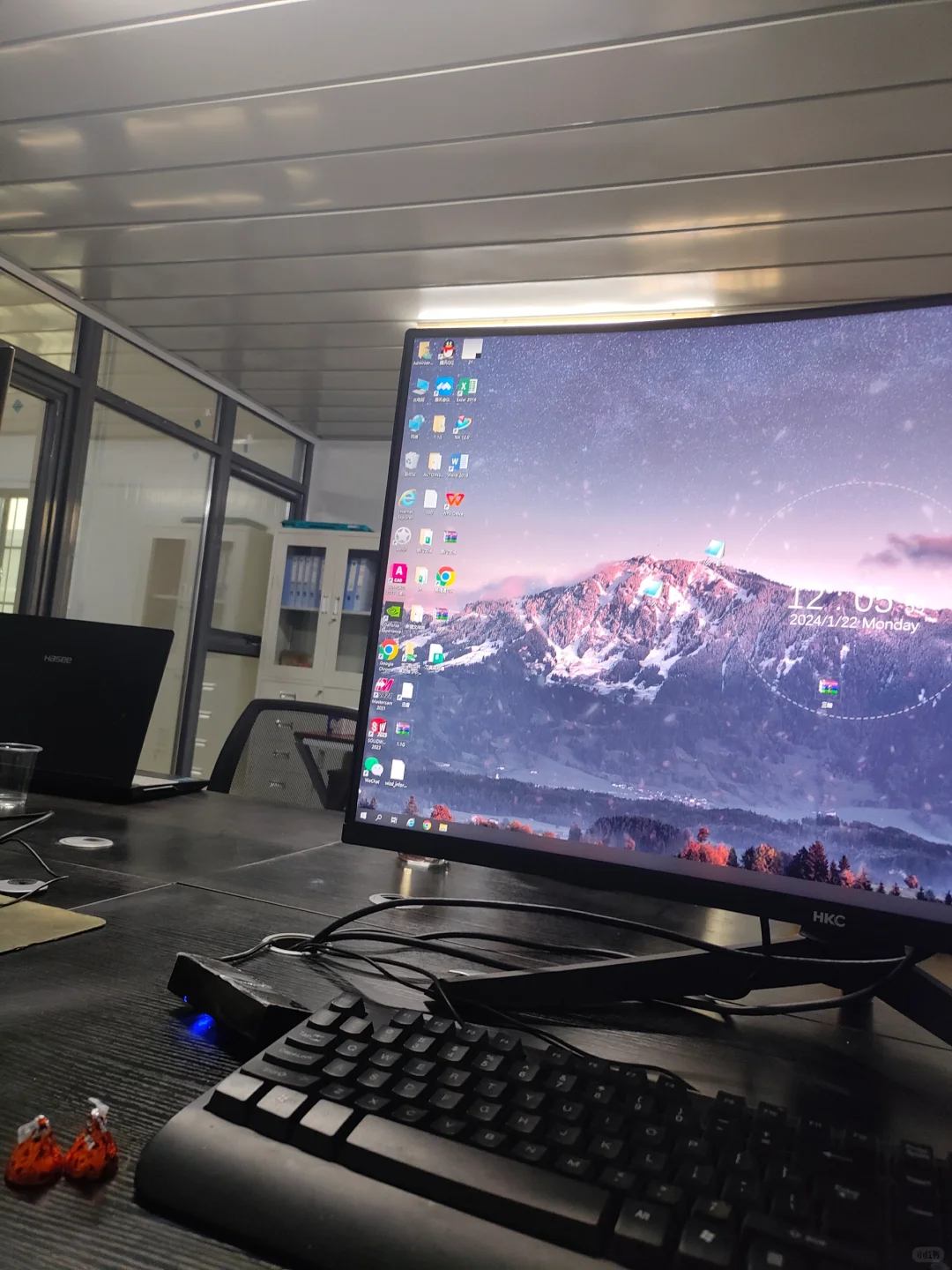 00后上岗第一天