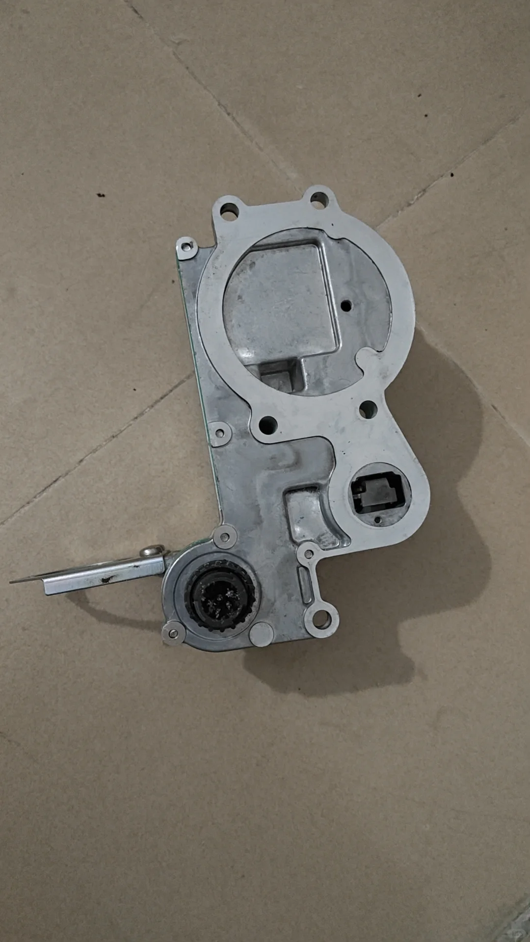 牛马已上线！沃尔沃执行器欢迎来撩！