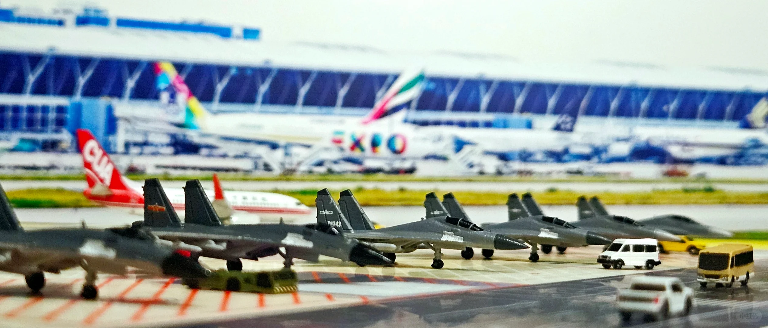 1/400 军民两用机场！