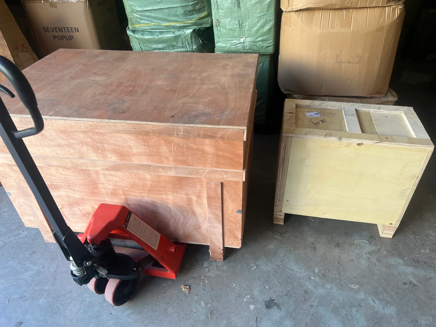 木箱货物出口～