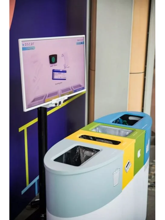 起猛了，温哥华机场这些“黑科技”你用过吗