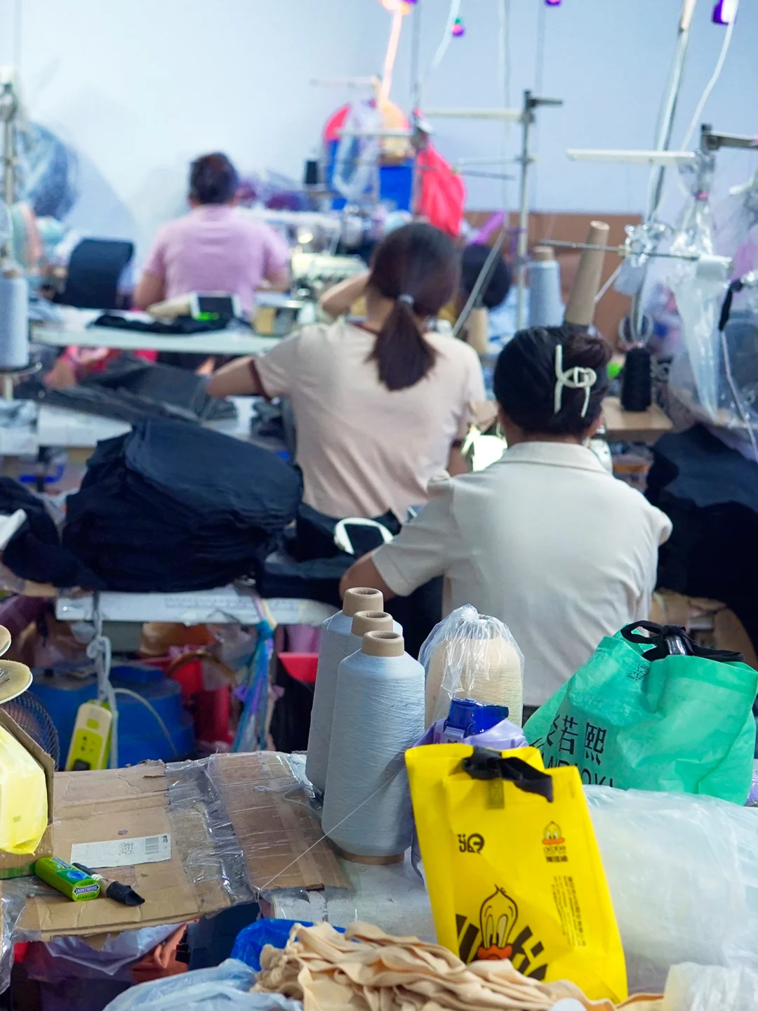 找服装OEM工厂，这里就够了，跨境外贸+内销