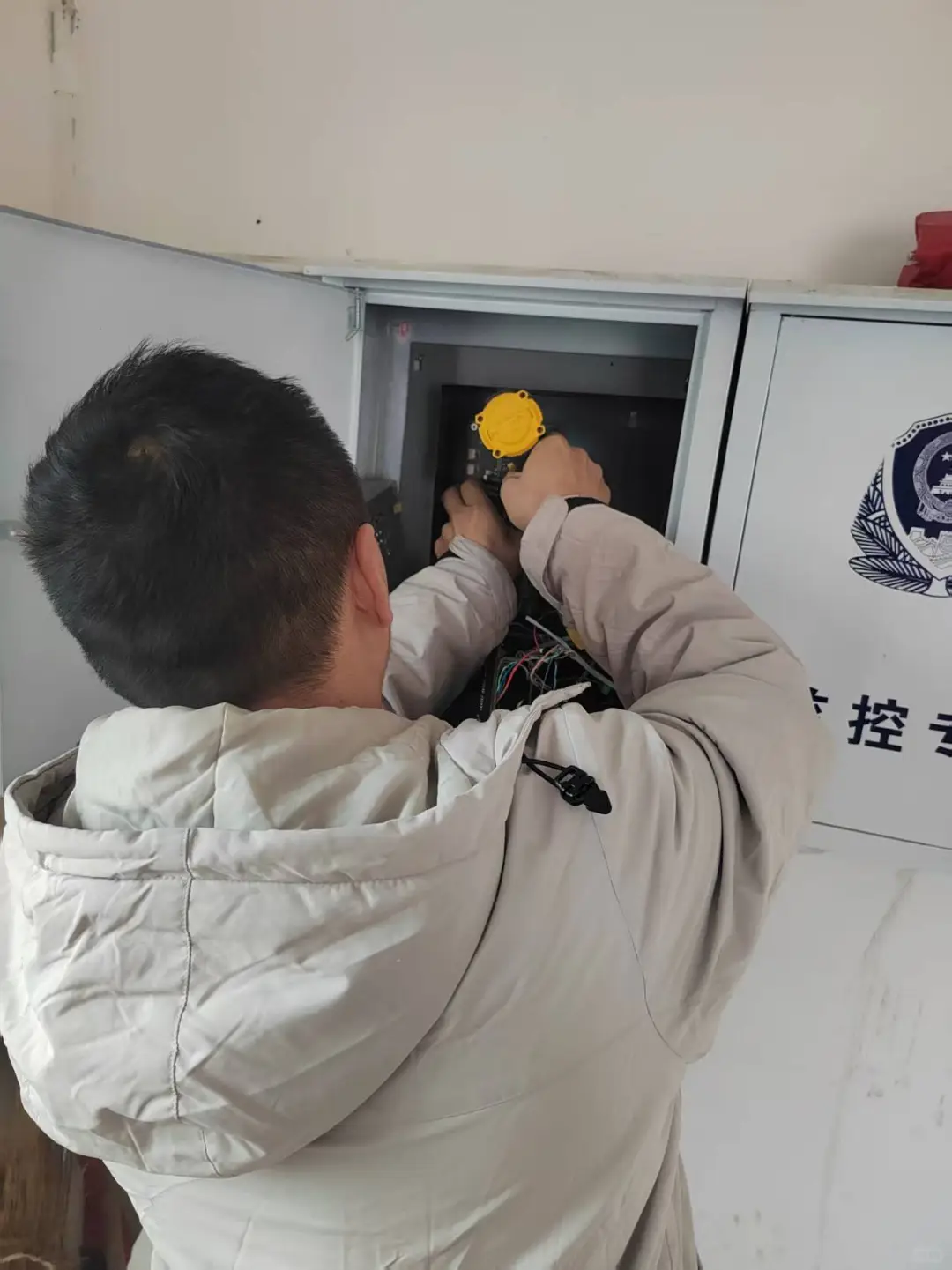 装它=配了“直通110”保镖！