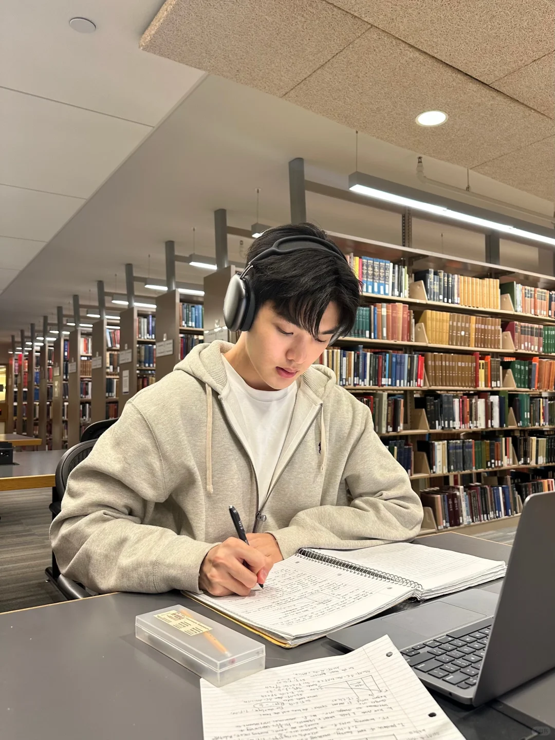 ??midtermweek｜图书馆自习的一天