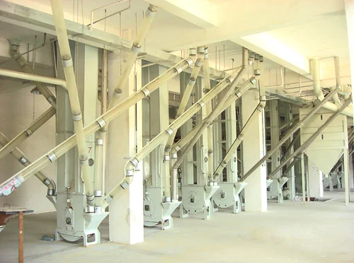 全套日加工300吨稻谷加工厂生产线作业工