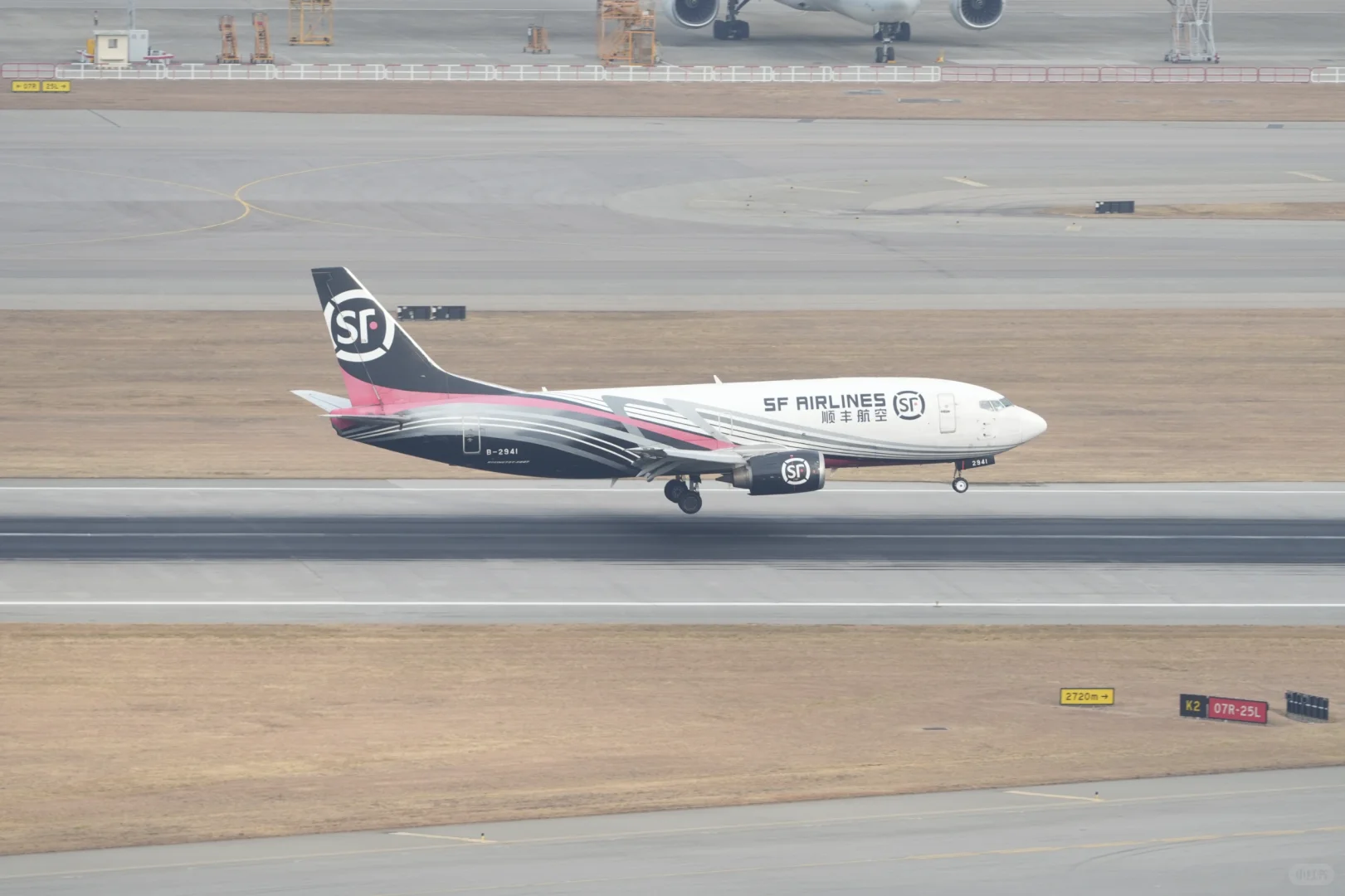 高龄飞机不服老——顺丰航空波音737-300