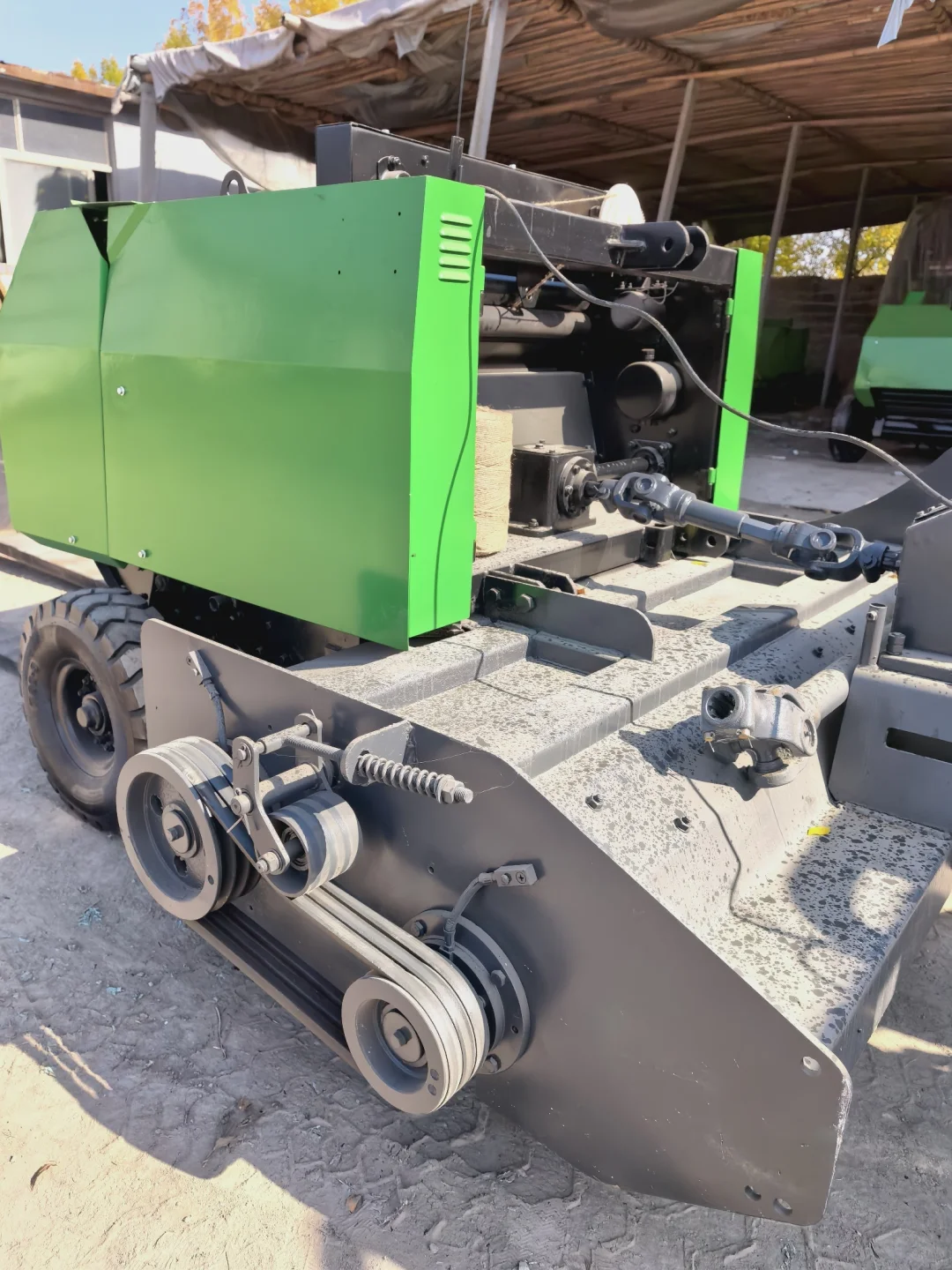 粉碎揉丝除尘打捆一体机