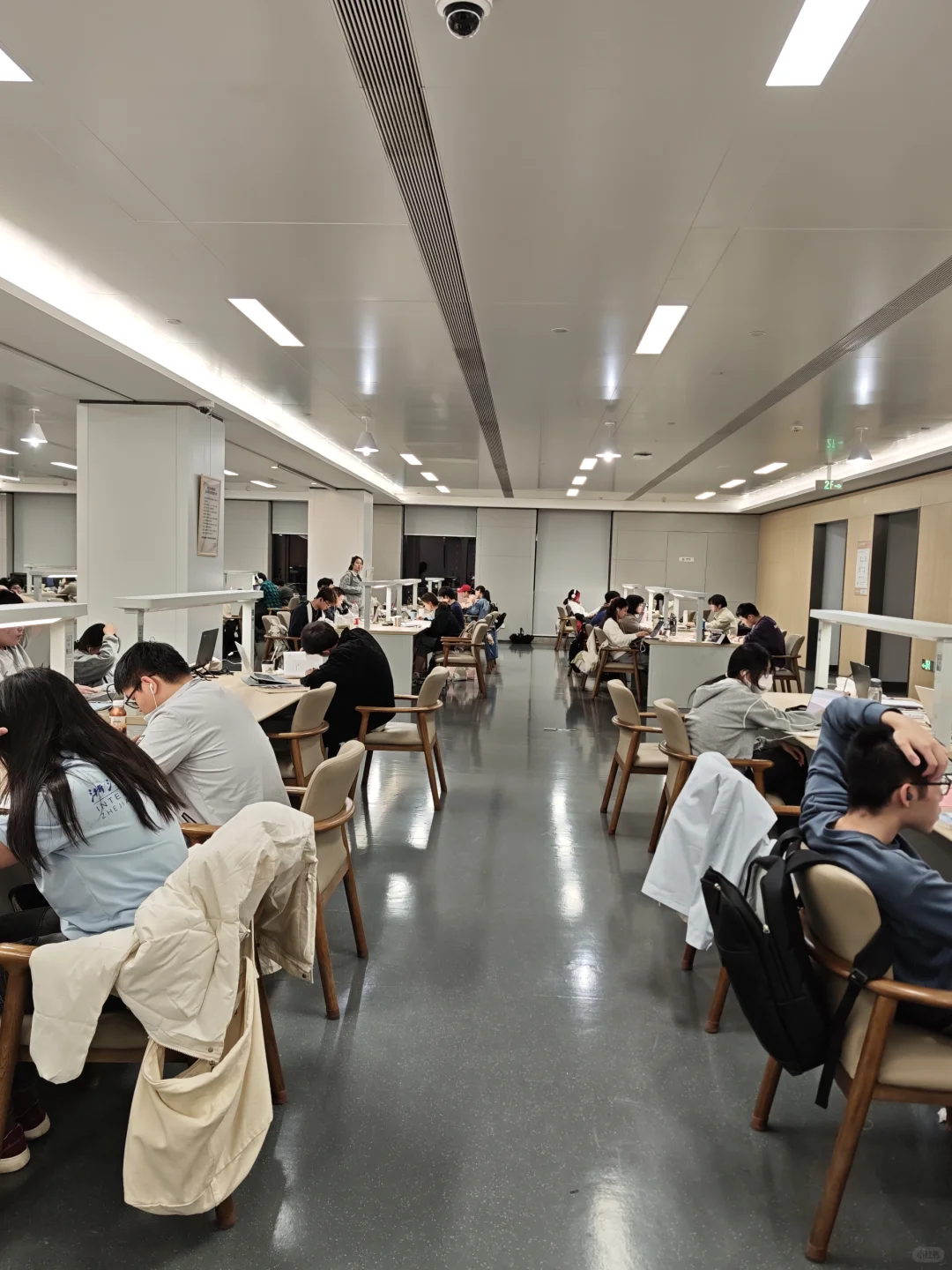 凌晨三点的浙大主图