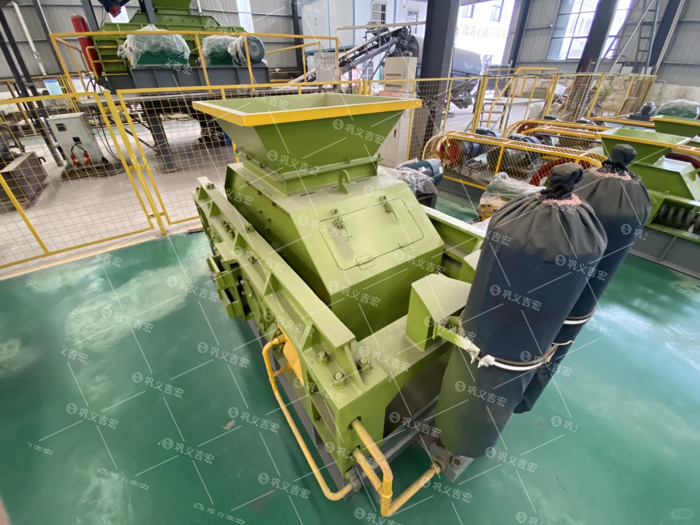 对辊破碎机：现代工业破碎技术的革新之选