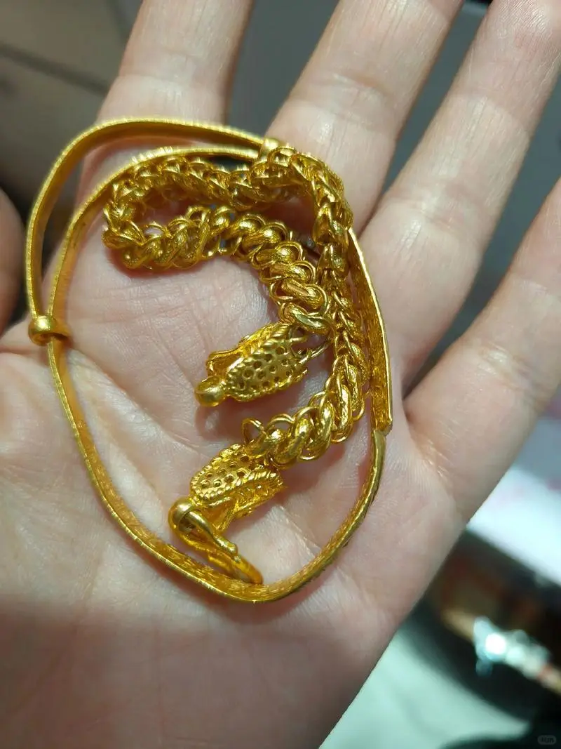 黄金贵的原因不可再生，白银可再生资源