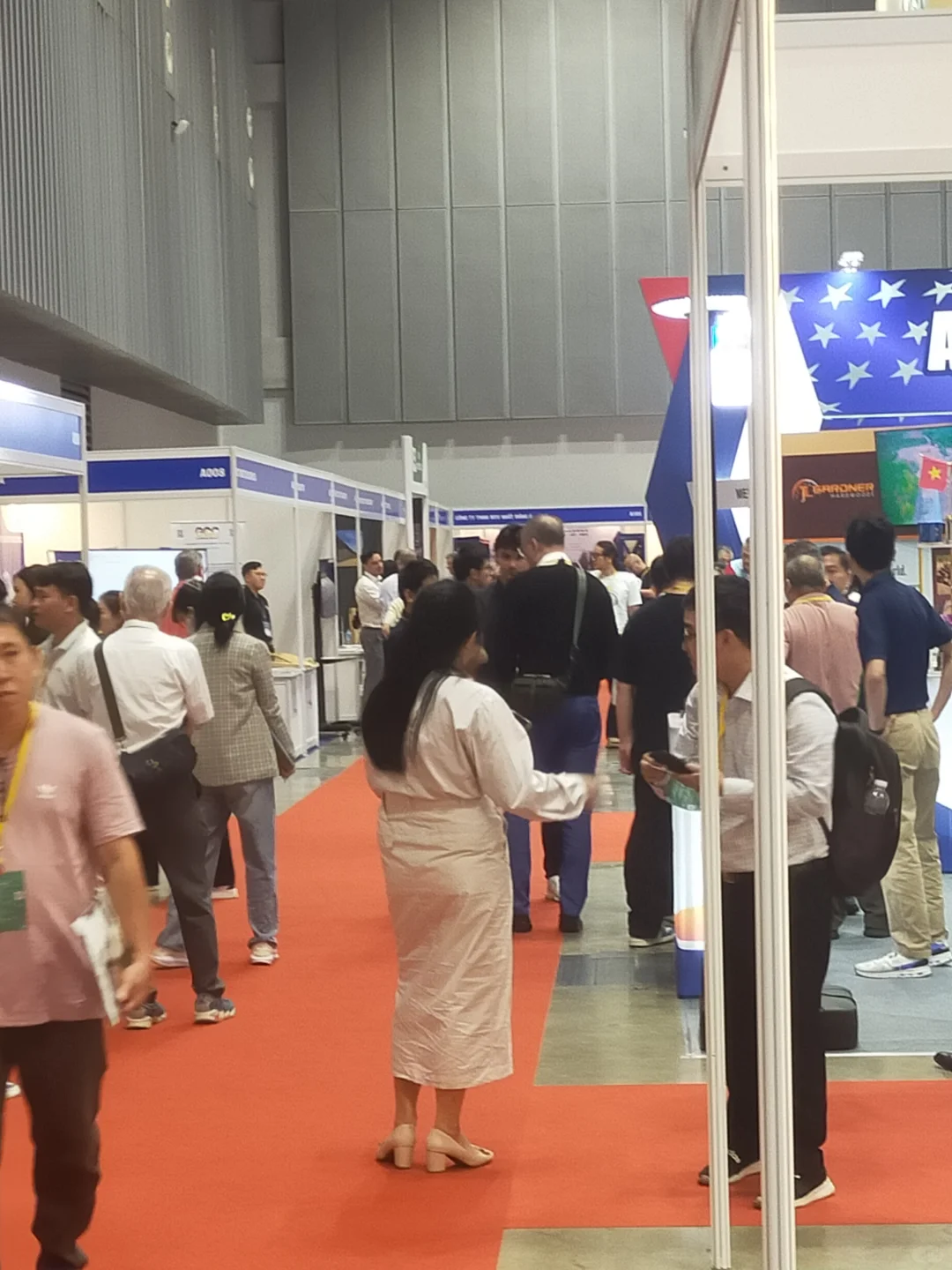 ?? 越南国际木工机械及家具制造展览会（1