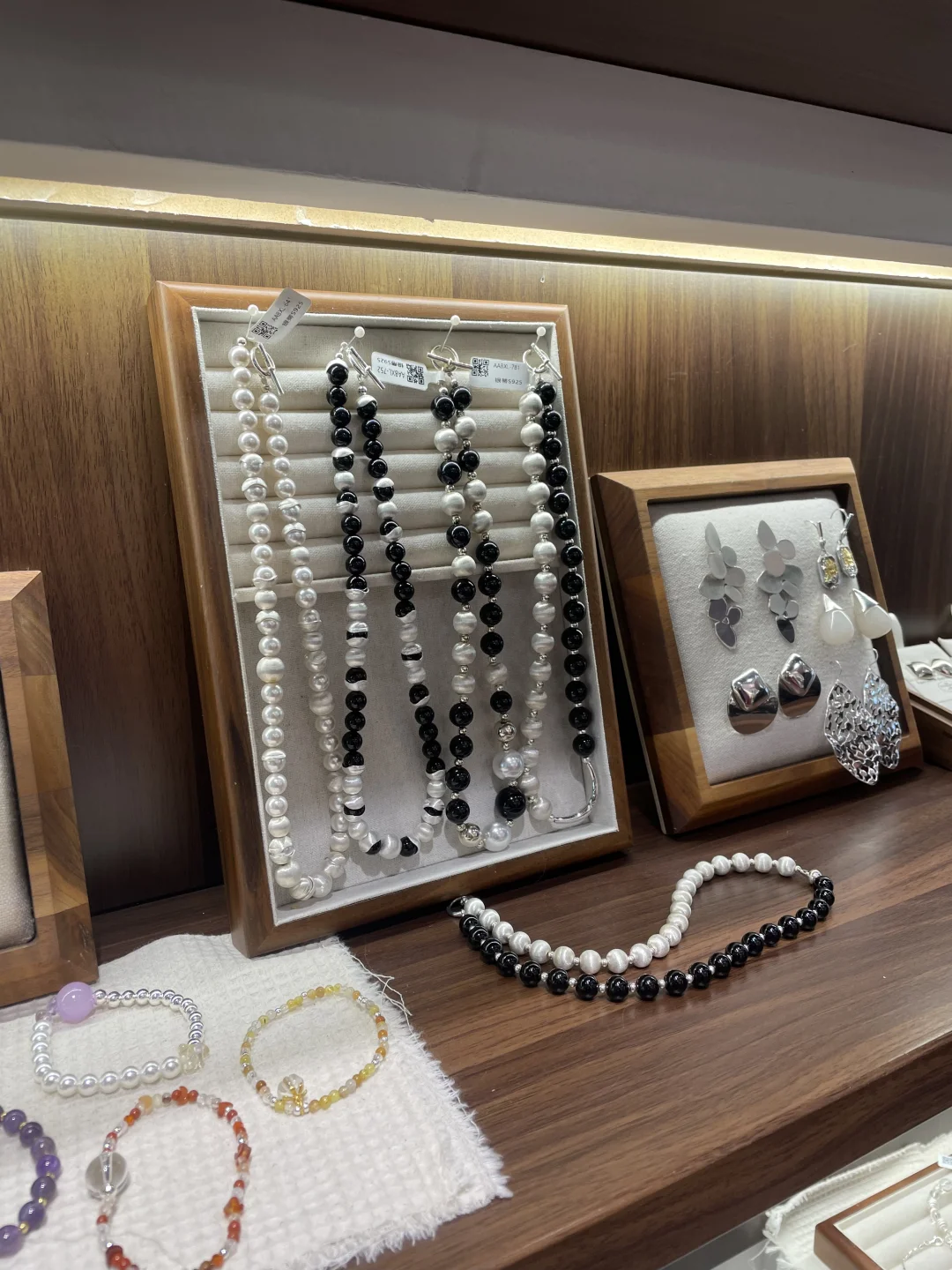 九紫离火|义乌的水晶又默默卷起来了