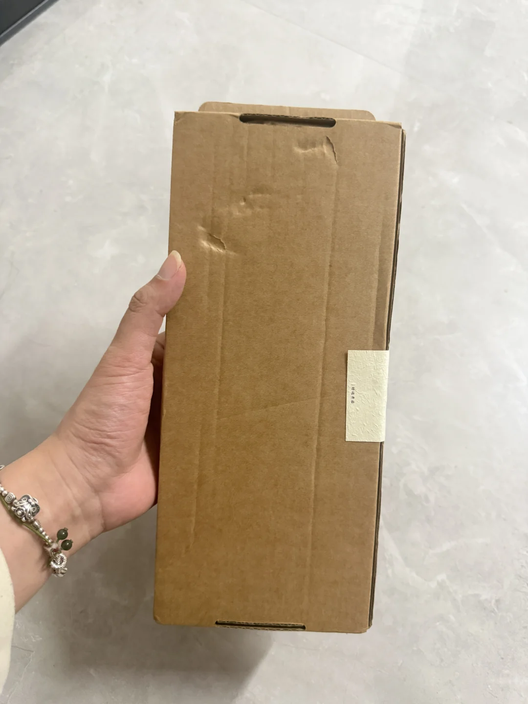 很难想象主打手作的店，有这样简陋的包装