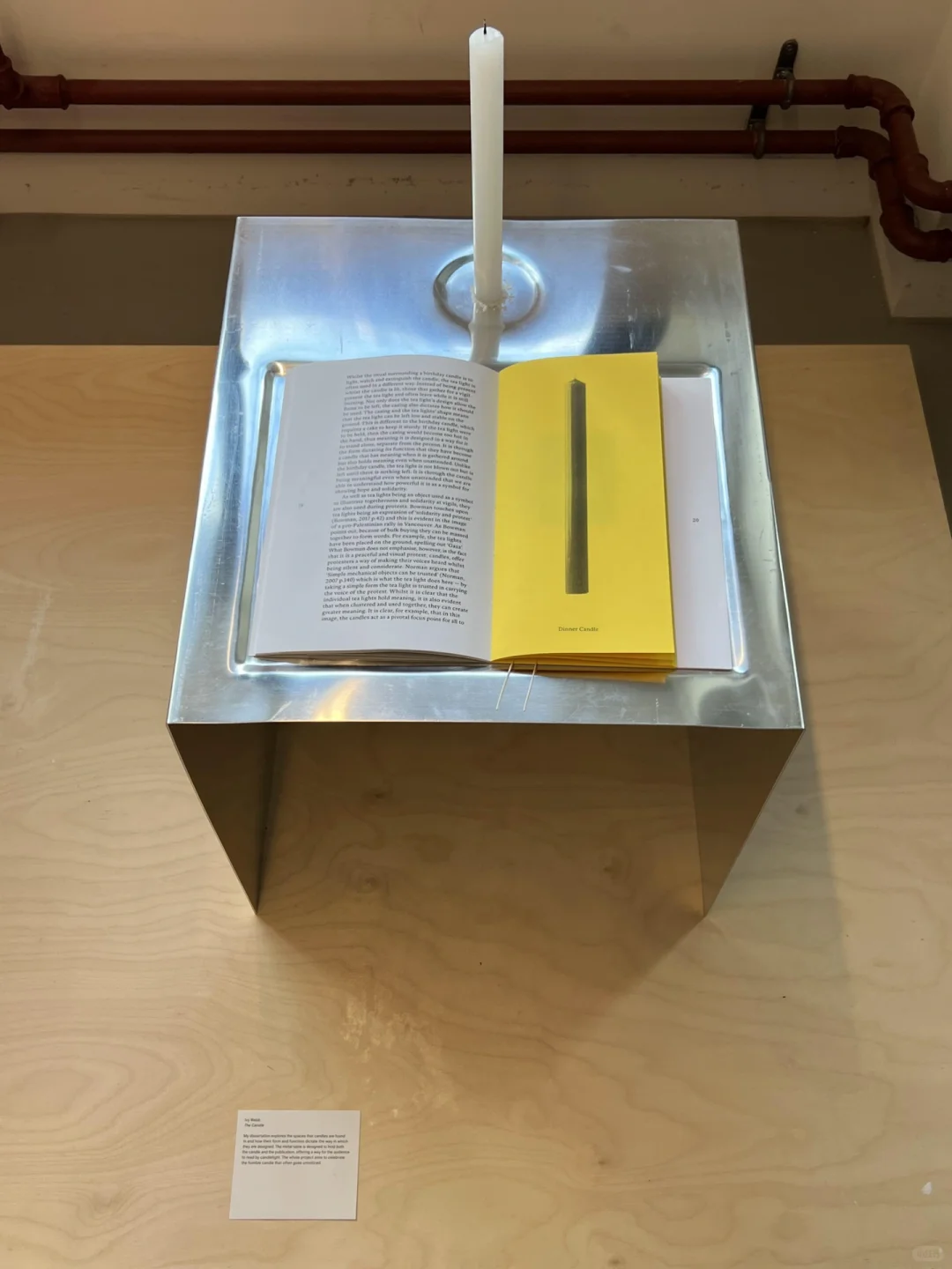 金斯顿本科毕业展平面专业的一些书籍细节