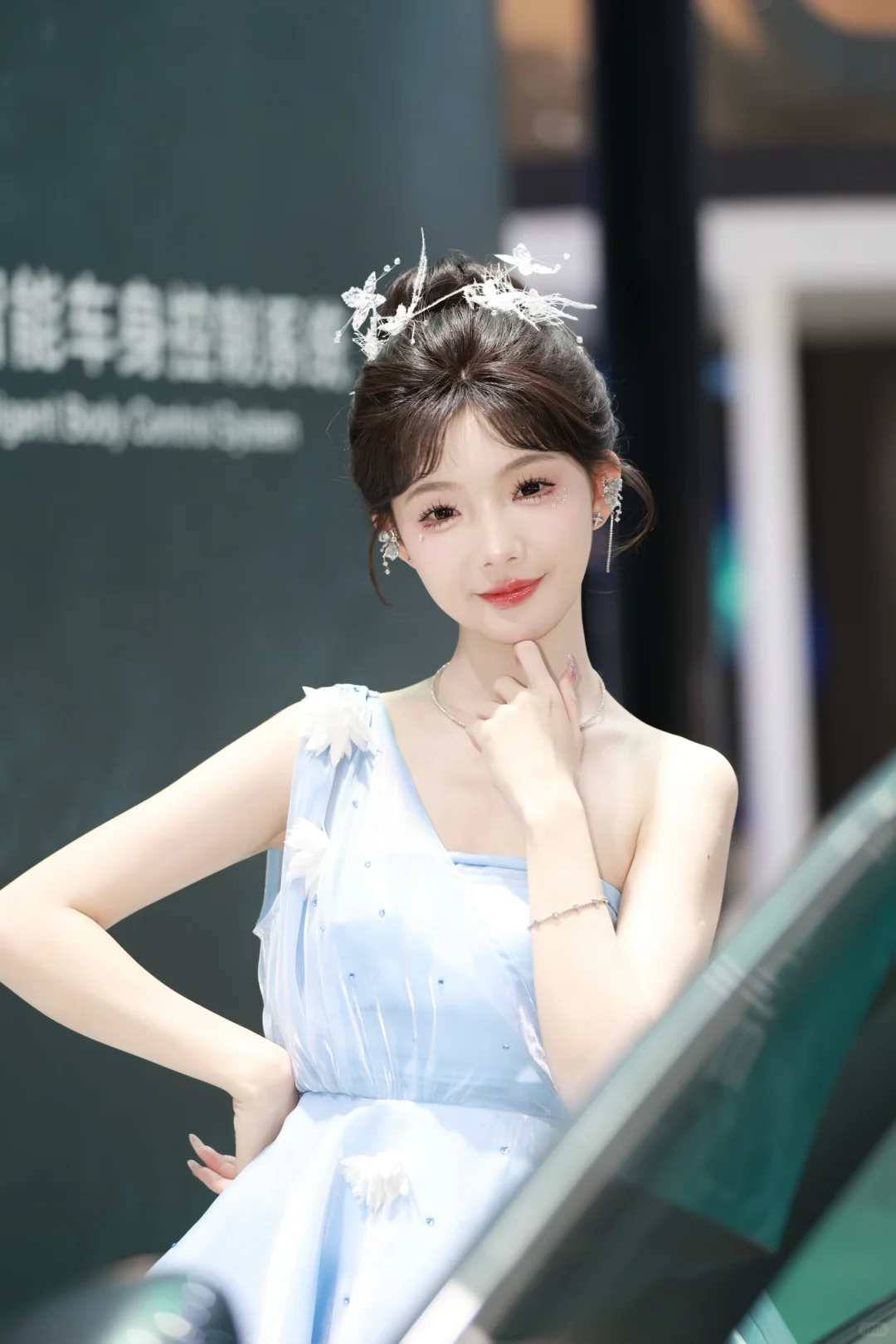 广州国际车展车模小姐姐太好看了‼️