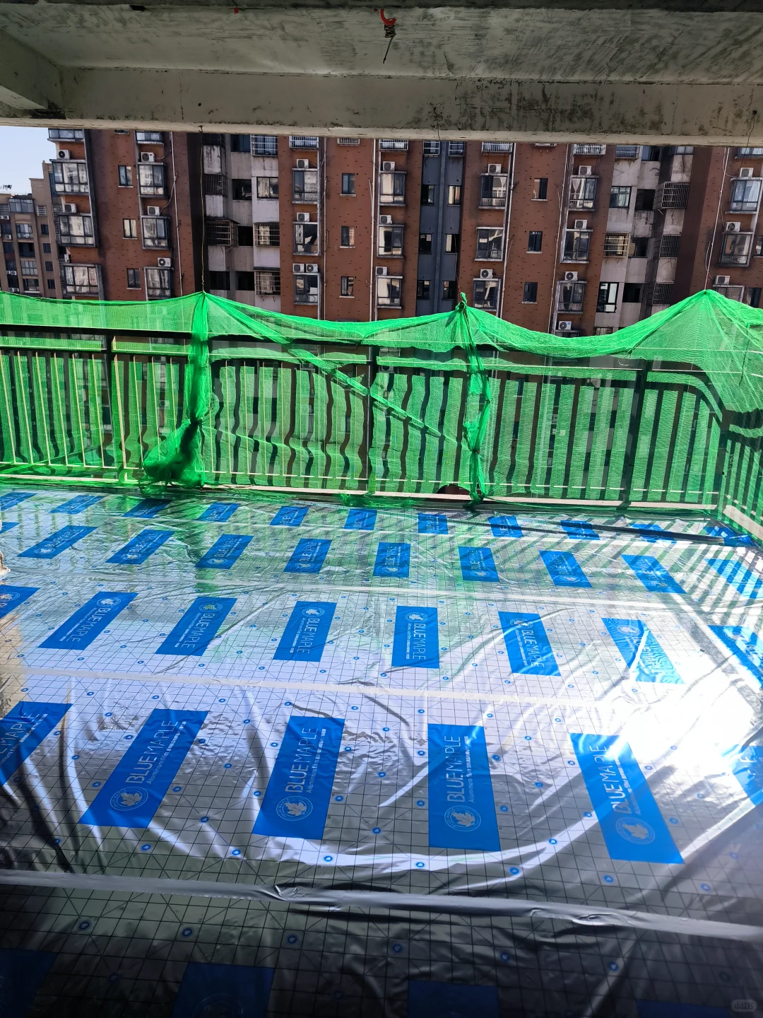 地暖施工到盘管道了 马上就能做完了哦