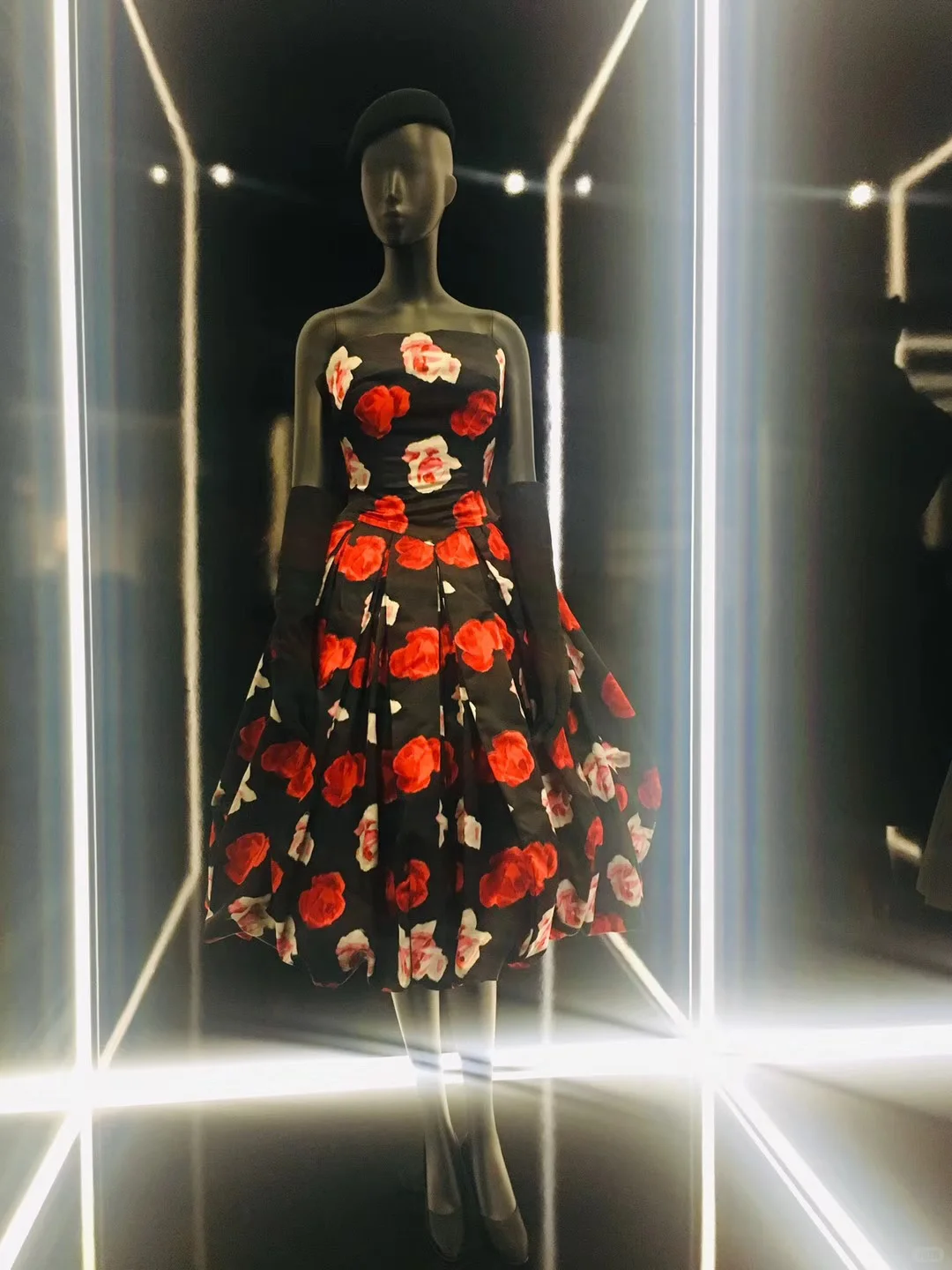 看展| 迪奥设计展