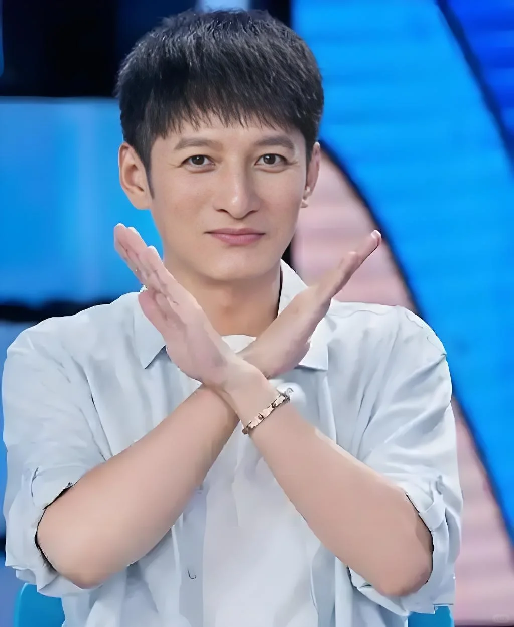 李维嘉归队芒果台泪目了