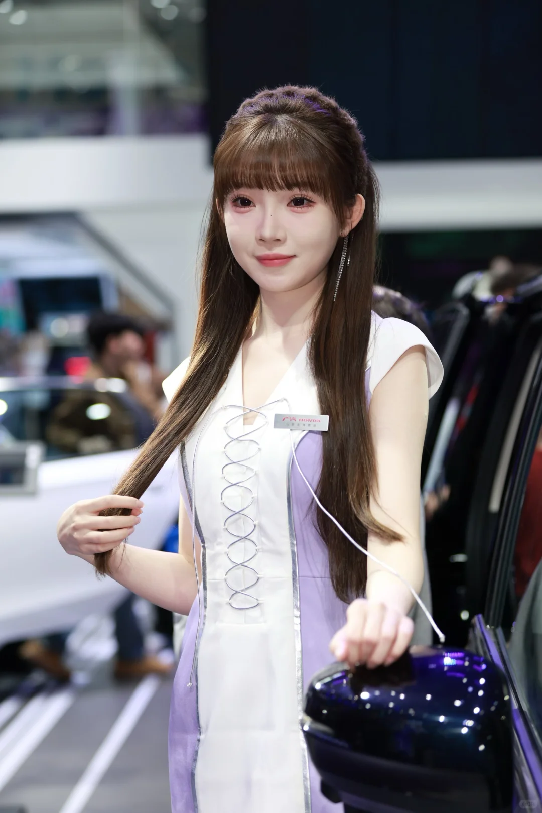 广州国际车展车模小姐姐太好看了‼️