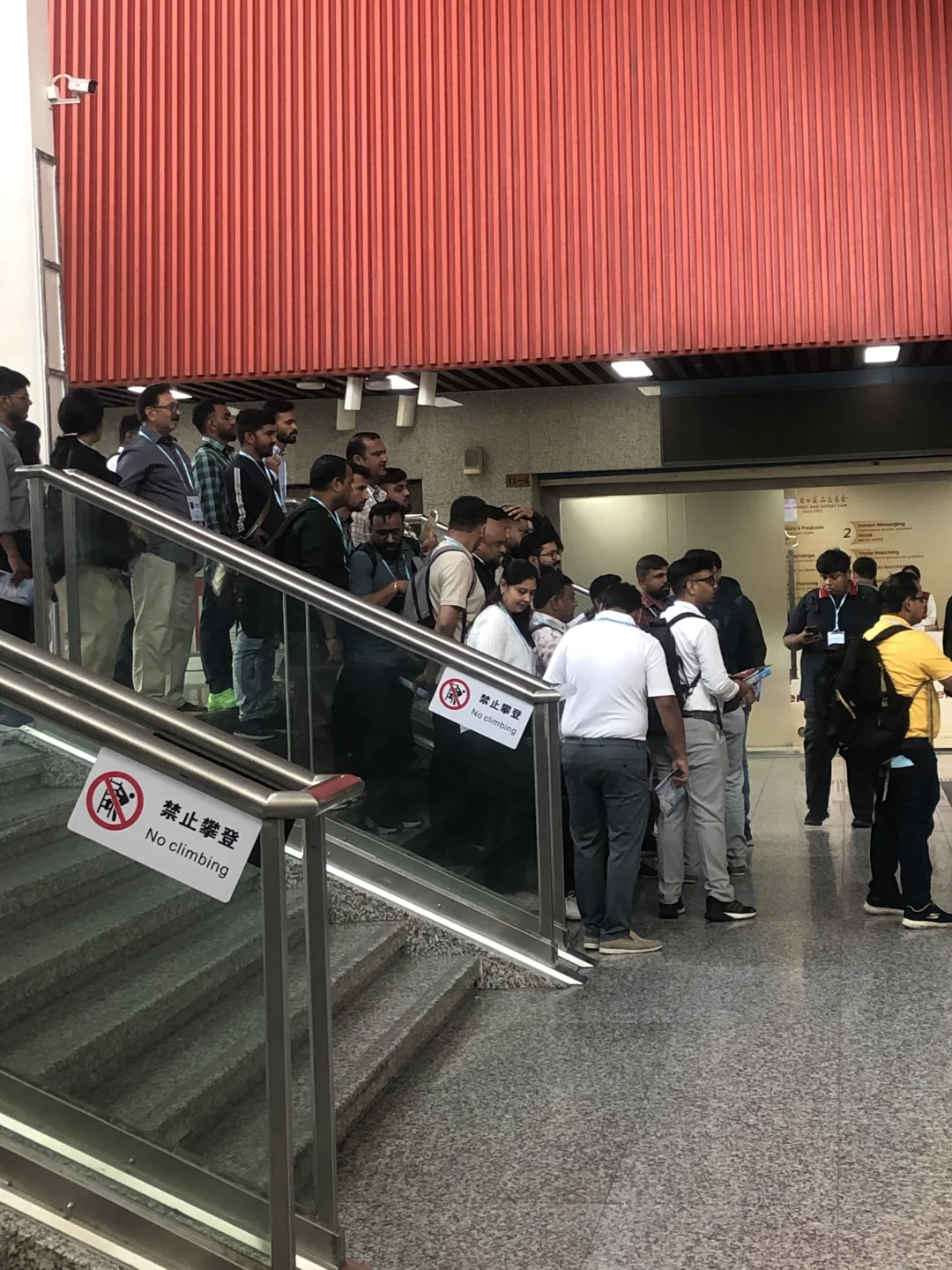 说说广交会接待了多少印度客户？