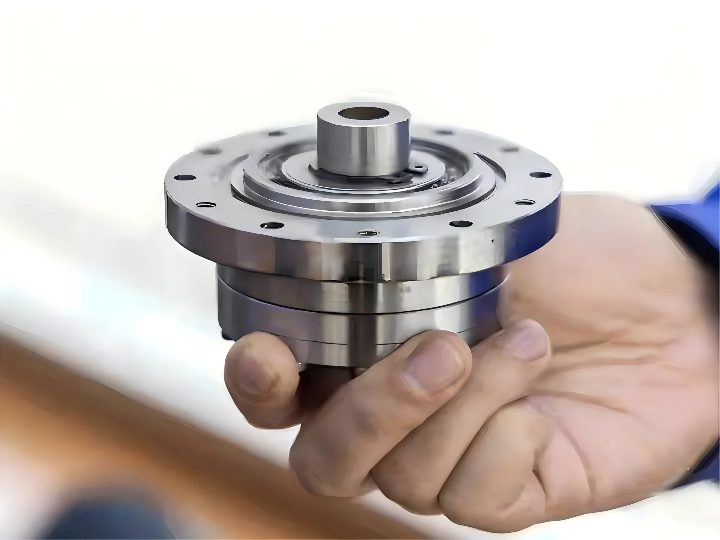 汽车零部件巨头竞相布局机器人关节模组赛道