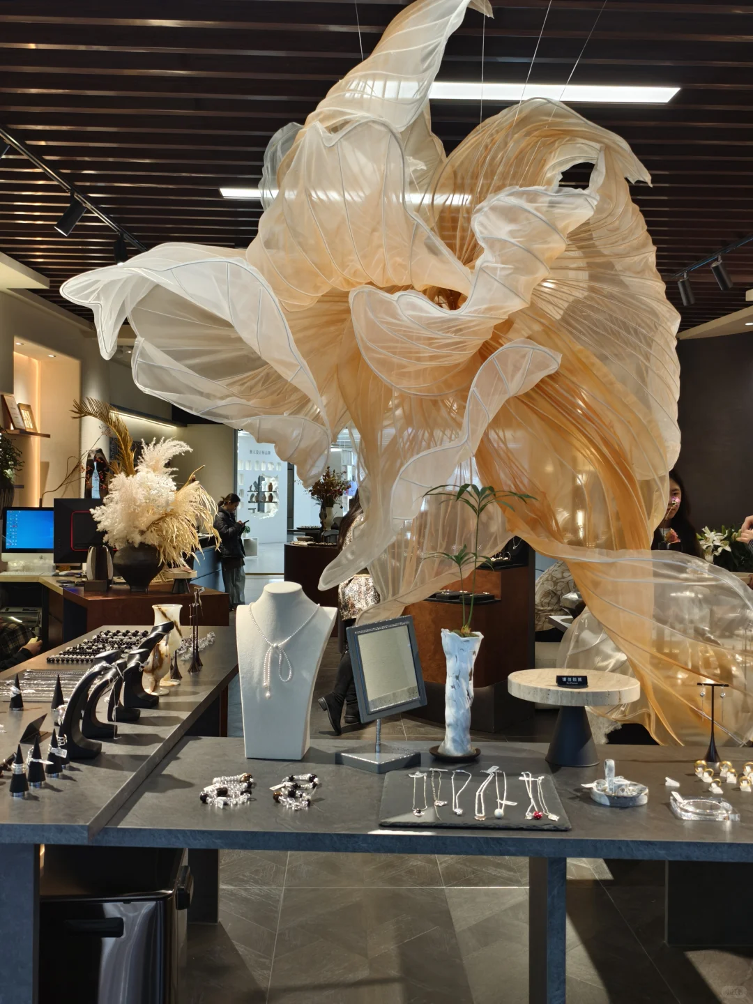 义乌找货日记121，商贸城里的银饰尖子生