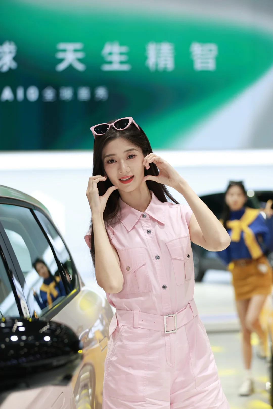 广州国际车展车模小姐姐太好看了‼️