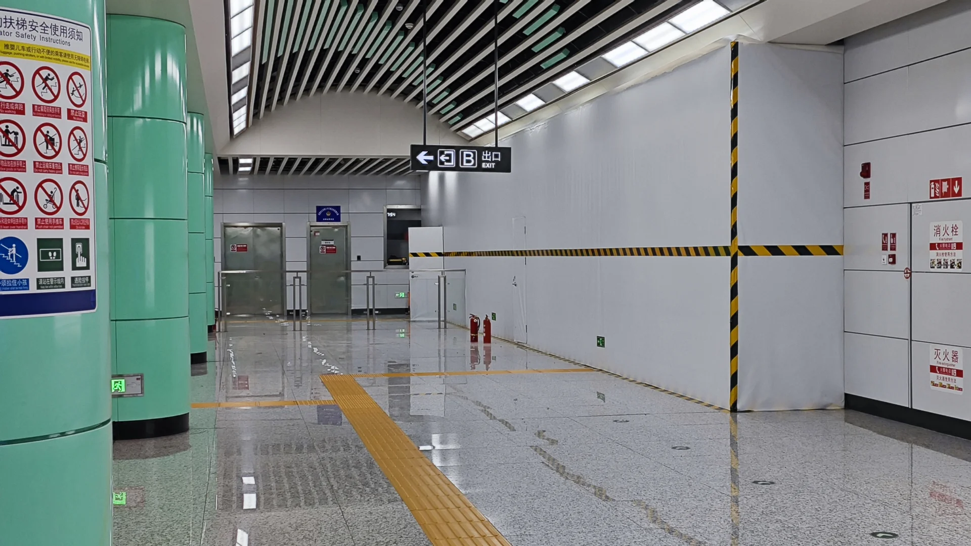 工业展览馆站，砂阳站3号线换乘通道接口