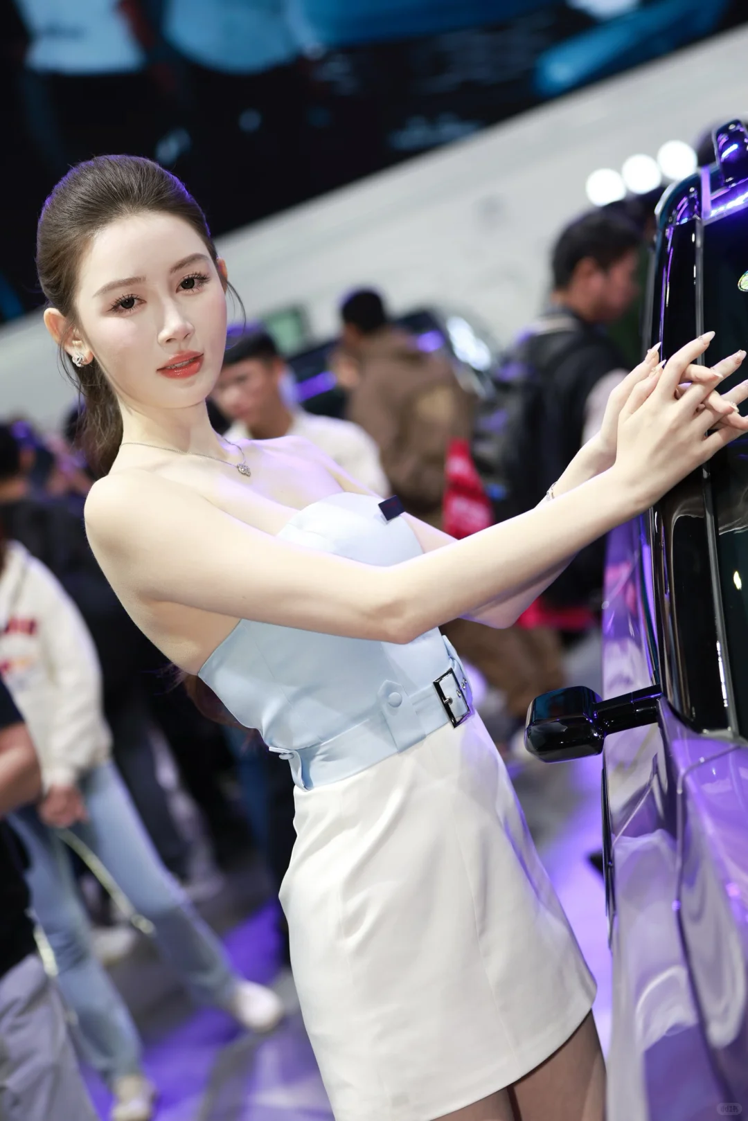 广州国际车展车模小姐姐太好看了‼️